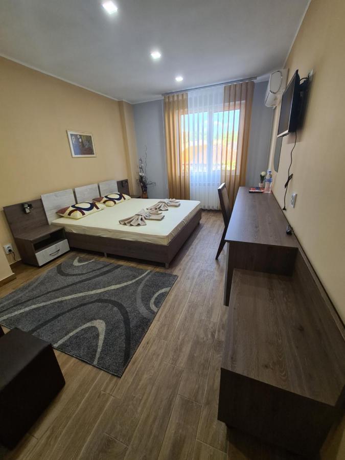 Семеен Хотел Аристо Dryanovo  Extérieur photo